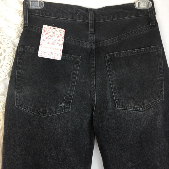 NWT WE THE FREE 24 Lita Black Cropped Jeans - Picture 8 of 8